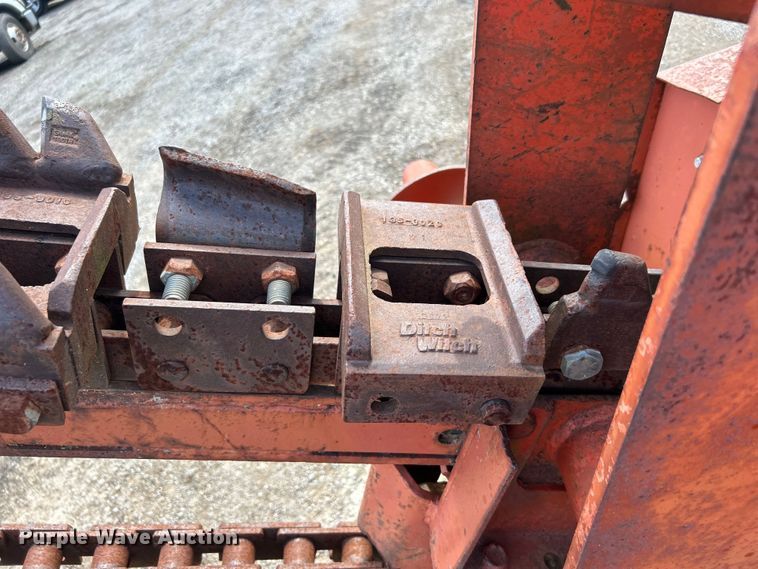 image for item DO6571 Ditch Witch R65 trencher