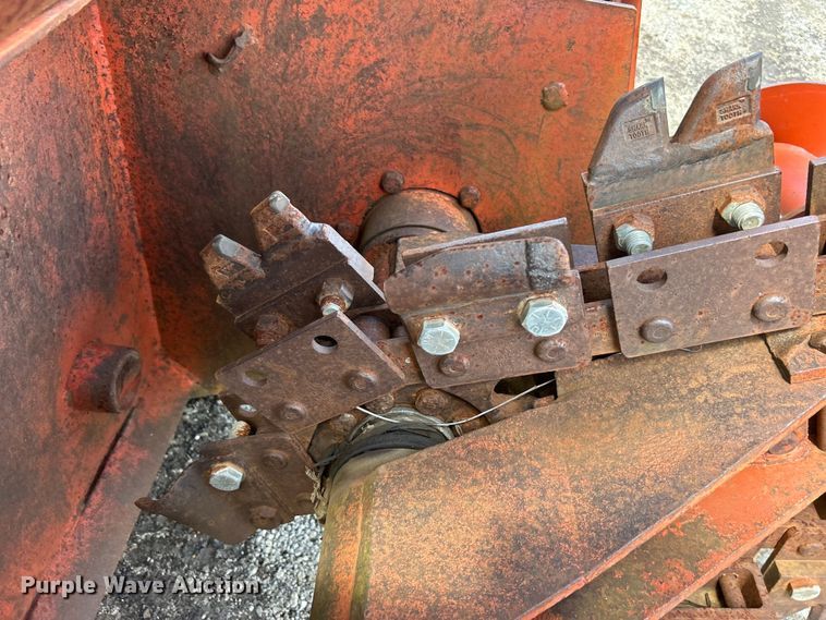 image for item DO6571 Ditch Witch R65 trencher