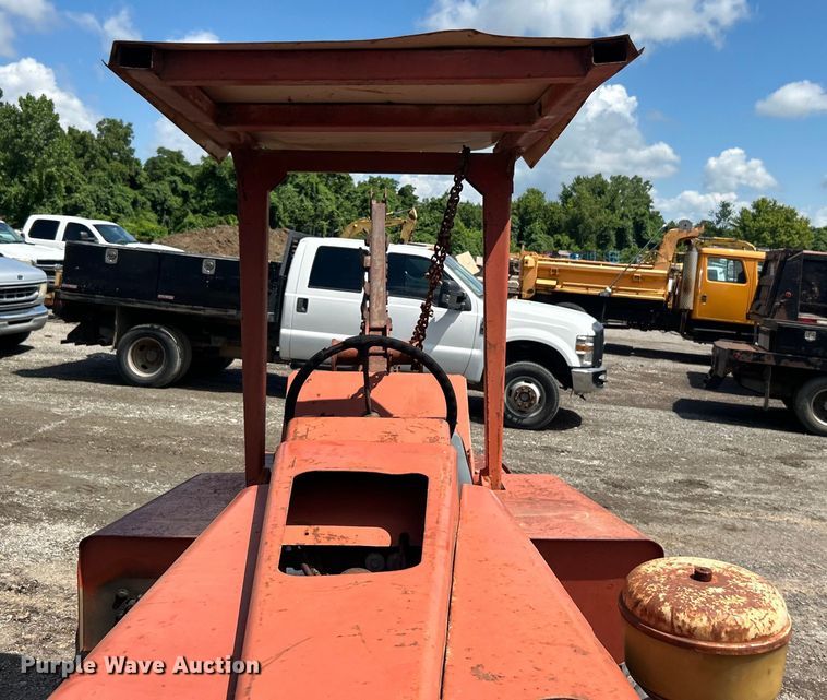 image for item DO6571 Ditch Witch R65 trencher