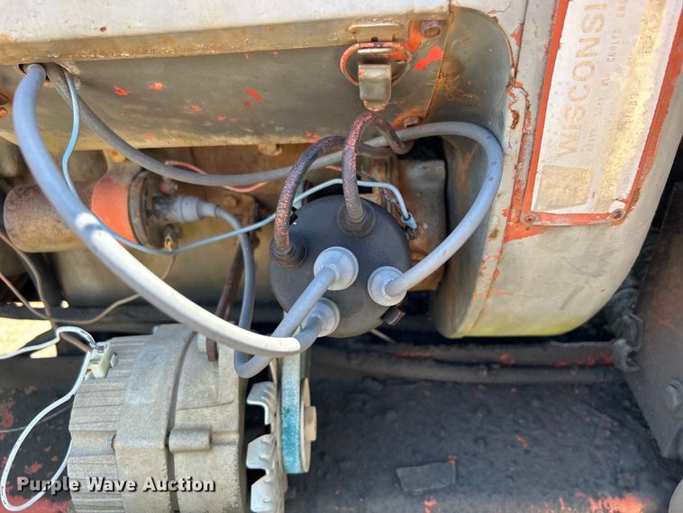 image for item DO6571 Ditch Witch R65 trencher