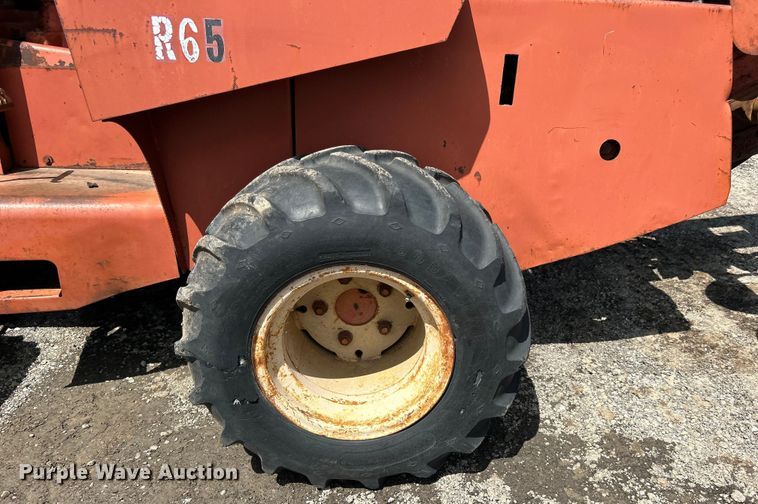 image for item DO6571 Ditch Witch R65 trencher