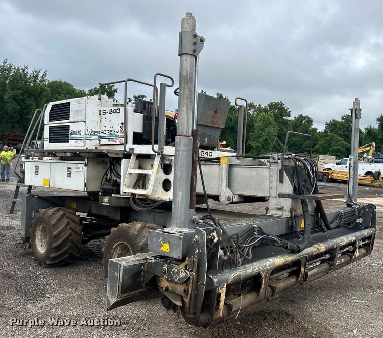 image for item DO6572 Somero S-240 laser screed