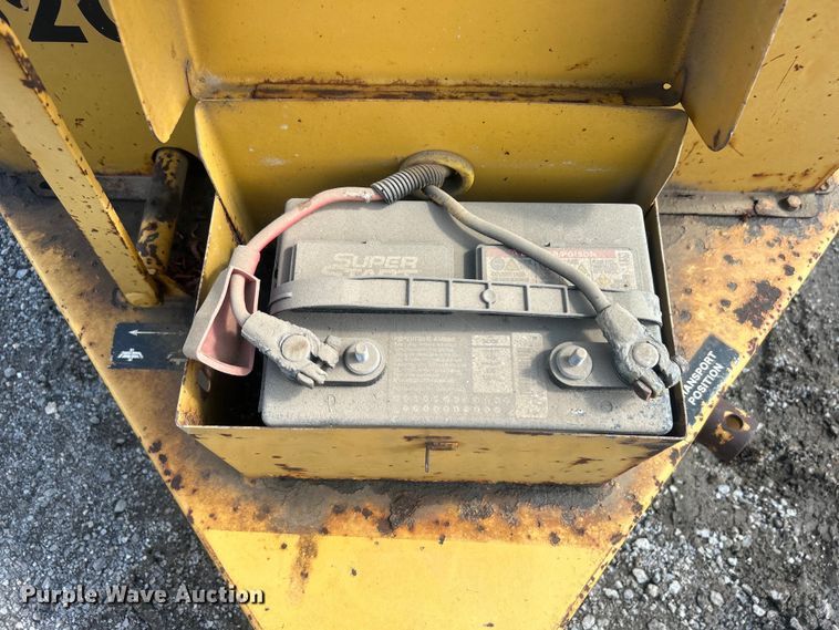 image for item DO6578 1994 Vermeer  620BC wood chipper