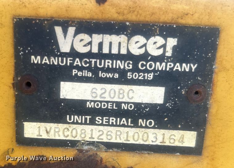 image for item DO6578 1994 Vermeer  620BC wood chipper