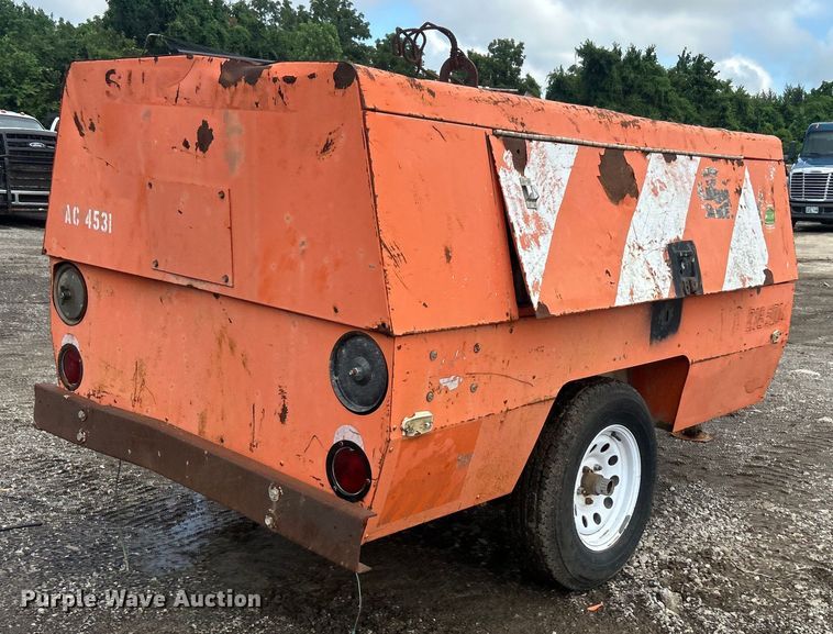 image for item DO6580 Sullivan Industries D185Q5 air compressor