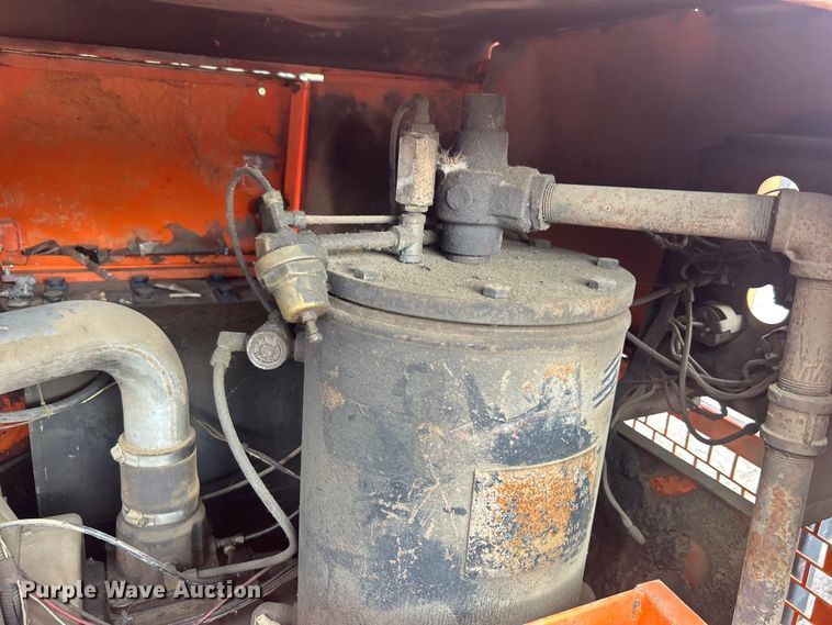 image for item DO6580 Sullivan Industries D185Q5 air compressor