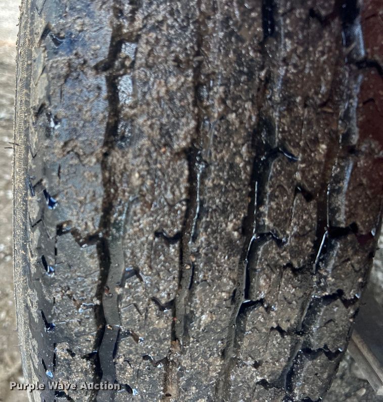 image for item DO6580 Sullivan Industries D185Q5 air compressor