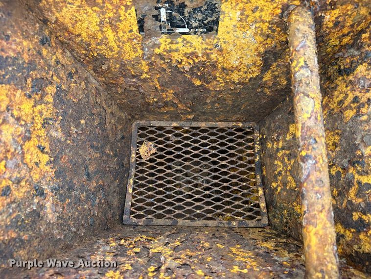 image for item DO6582 2008 Vermeer ST500HP fluid mixing system