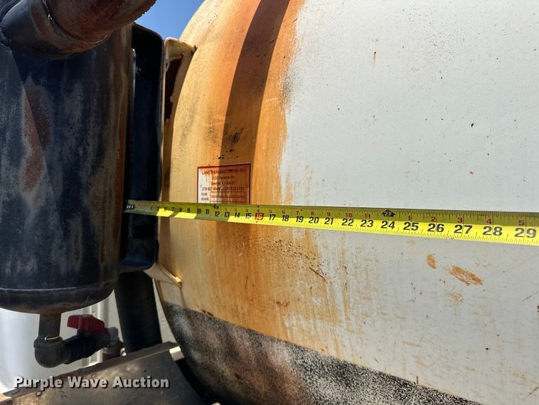 image for item DO6997 2007 Ford  F750 Super Duty vacuum truck