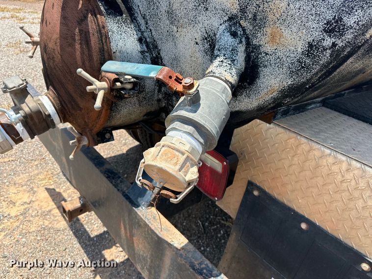 image for item DO6997 2007 Ford  F750 Super Duty vacuum truck