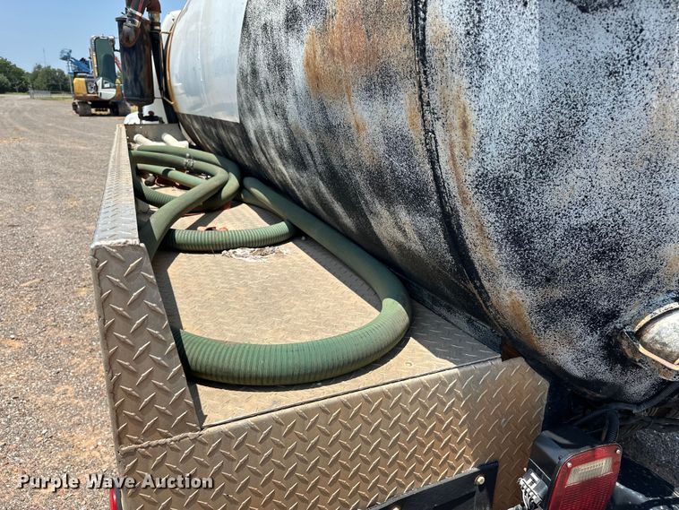 image for item DO6997 2007 Ford  F750 Super Duty vacuum truck