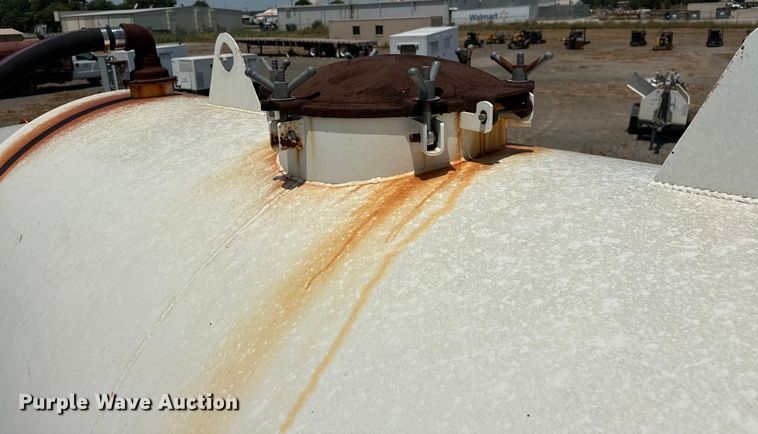 image for item DO6997 2007 Ford  F750 Super Duty vacuum truck