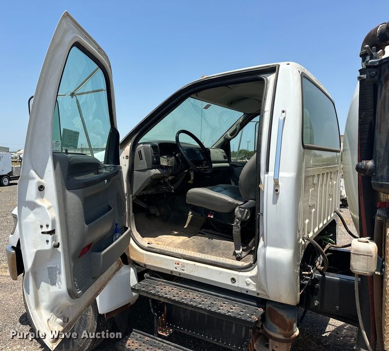 image for item DO6997 2007 Ford  F750 Super Duty vacuum truck