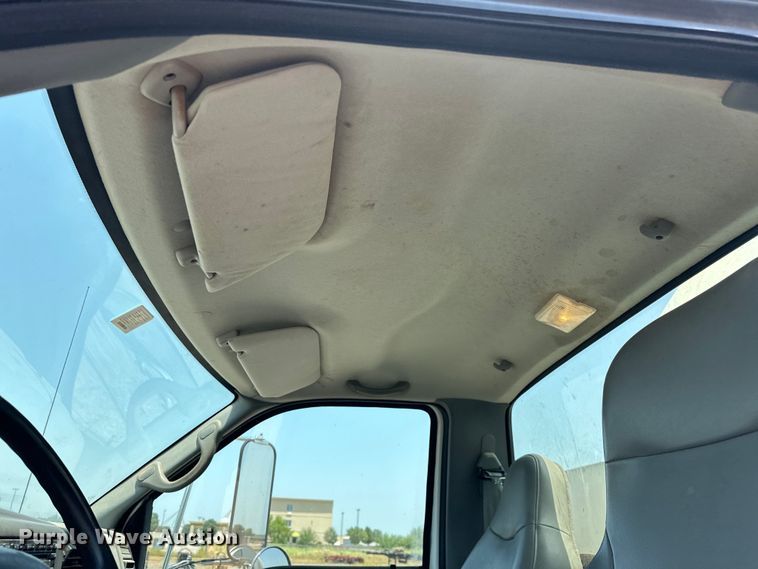 image for item DO6997 2007 Ford  F750 Super Duty vacuum truck