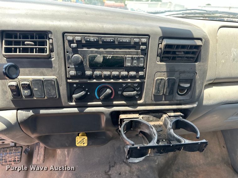 image for item DO6997 2007 Ford  F750 Super Duty vacuum truck