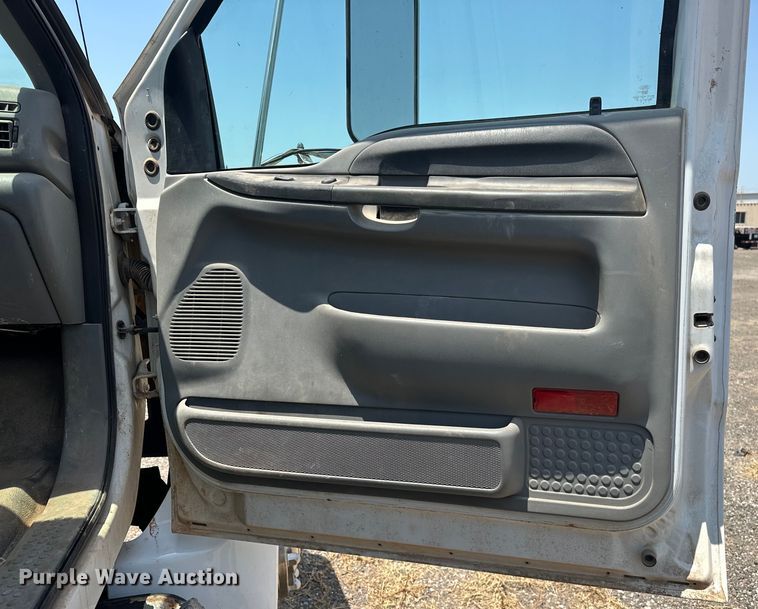 image for item DO6997 2007 Ford  F750 Super Duty vacuum truck