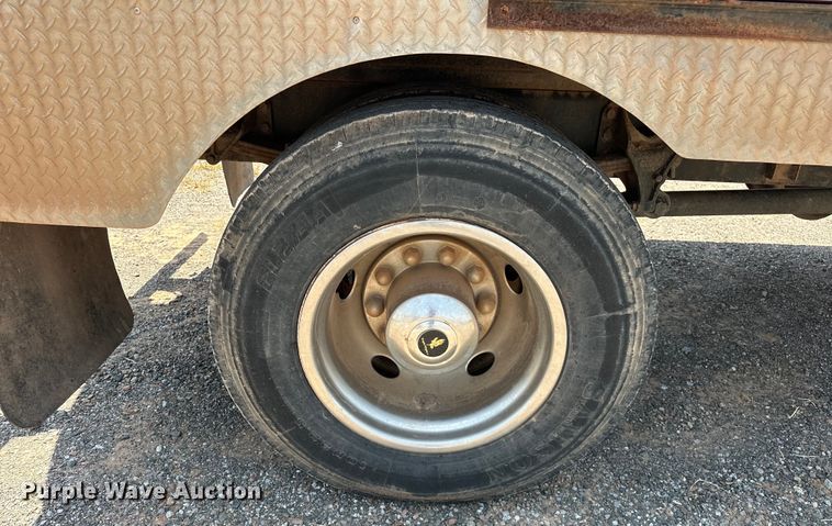 image for item DO6997 2007 Ford  F750 Super Duty vacuum truck