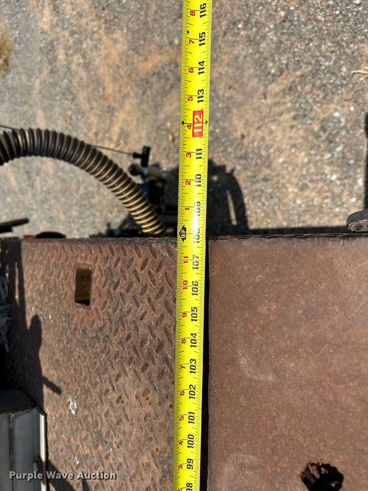 image for item DO6998 2008 Ford F550 Super Duty Crew Cab flatbed truck