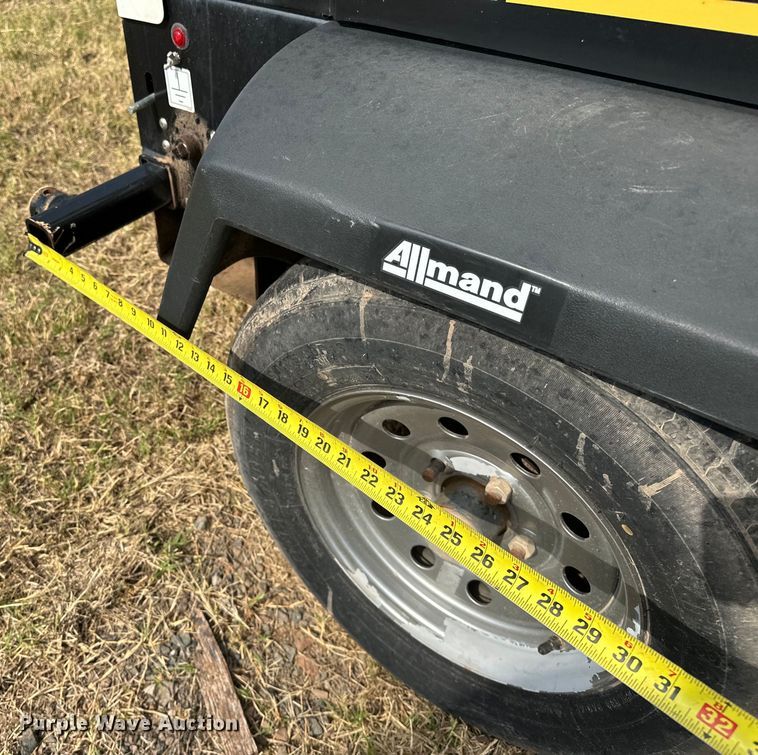 image for item DO6999 2018 Allmand  Night-Light V-Series NLV  light plant