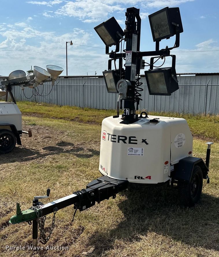image for item DO7000 2016 Terex  RL4 light plant