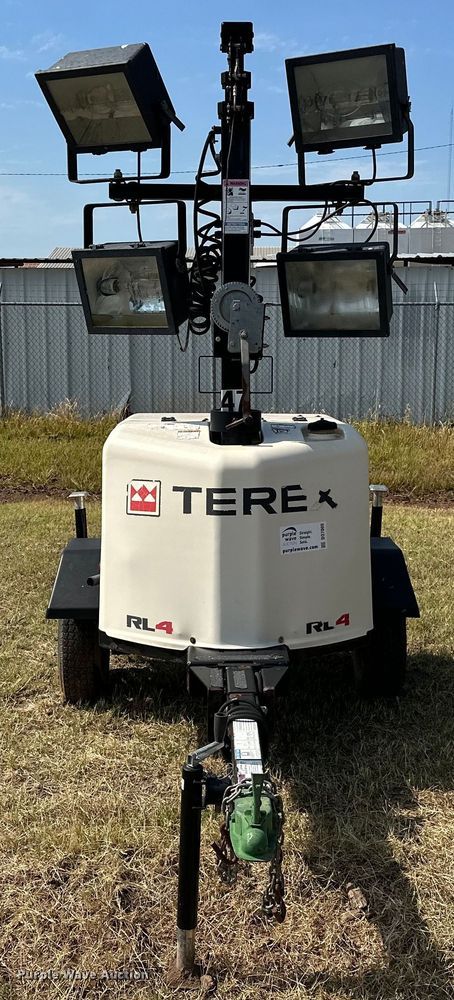 image for item DO7000 2016 Terex  RL4 light plant