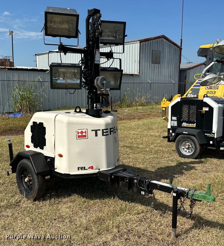image for item DO7000 2016 Terex  RL4 light plant