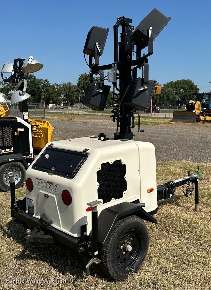 image for item DO7000 2016 Terex  RL4 light plant