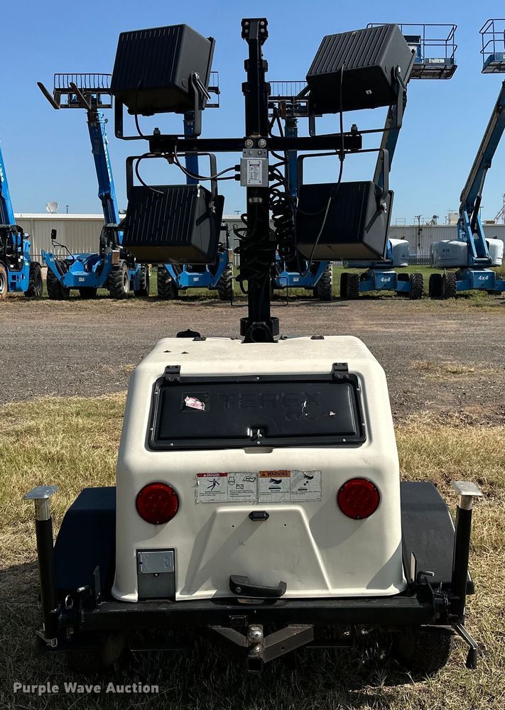 image for item DO7000 2016 Terex  RL4 light plant