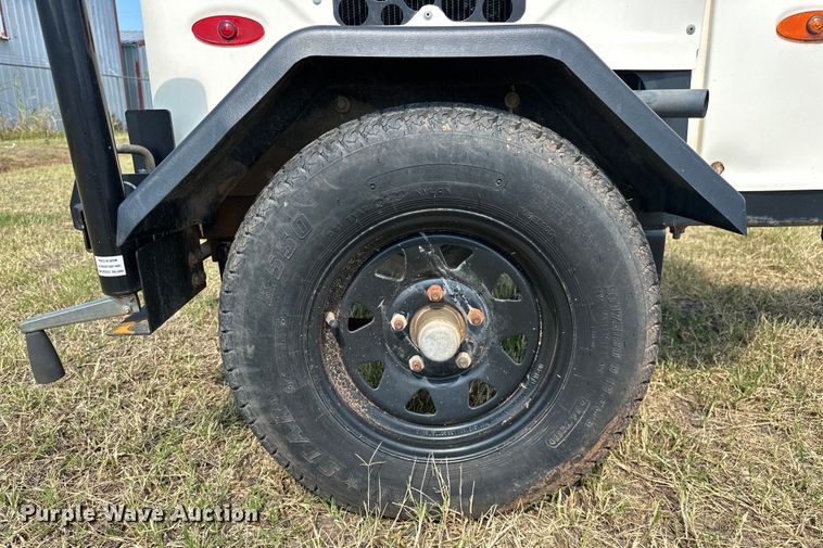 image for item DO7000 2016 Terex  RL4 light plant