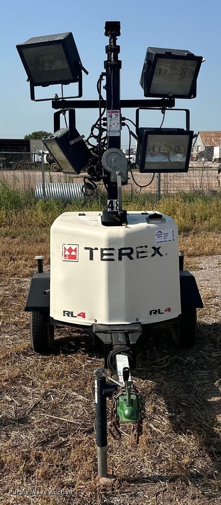 image for item DO7001 2016 Terex  RL4 light plant
