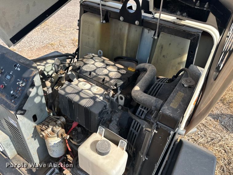 image for item DO7001 2016 Terex  RL4 light plant