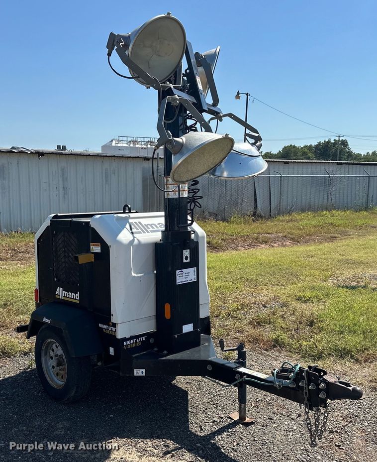 image for item DO7004 2017 Allmand  Night-Light V-Series NLV light plant