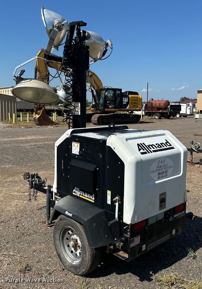 image for item DO7004 2017 Allmand  Night-Light V-Series NLV light plant