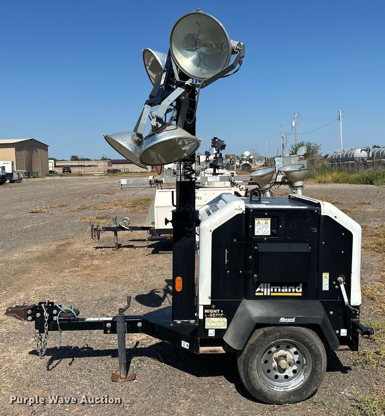 image for item DO7004 2017 Allmand  Night-Light V-Series NLV light plant