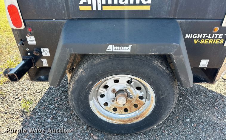 image for item DO7004 2017 Allmand  Night-Light V-Series NLV light plant