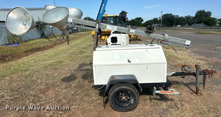 image for item DO7007 2008 Terex RL4000 light plant