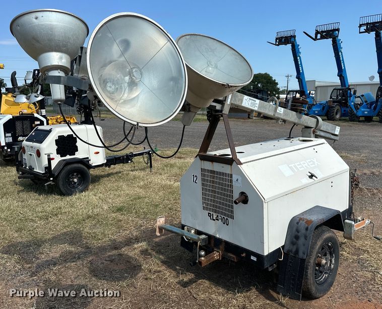 image for item DO7007 2008 Terex RL4000 light plant