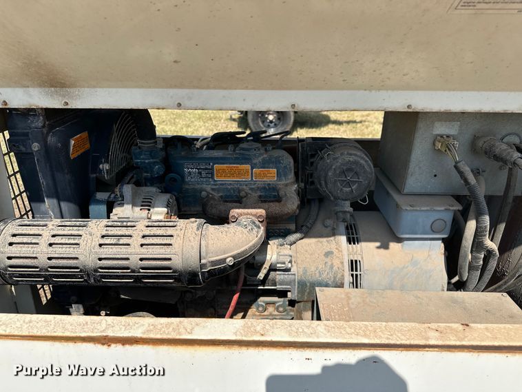 image for item DO7007 2008 Terex RL4000 light plant