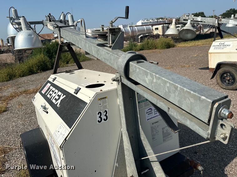 image for item DO7008 2014 Terex RL4 light plant