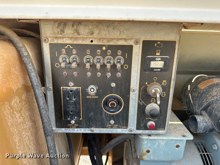 image for item DO7008 2014 Terex RL4 light plant