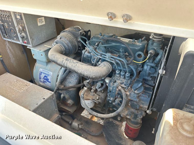 image for item DO7008 2014 Terex RL4 light plant