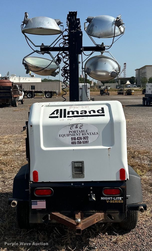 image for item DO7010 2018 Allmand  Night-Light V-Series  light plant
