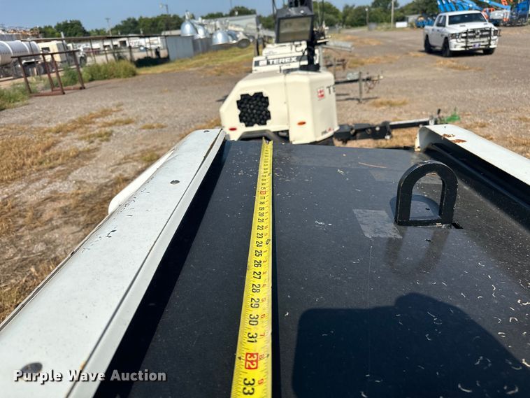 image for item DO7010 2018 Allmand  Night-Light V-Series  light plant