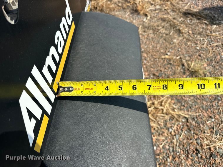 image for item DO7010 2018 Allmand  Night-Light V-Series  light plant