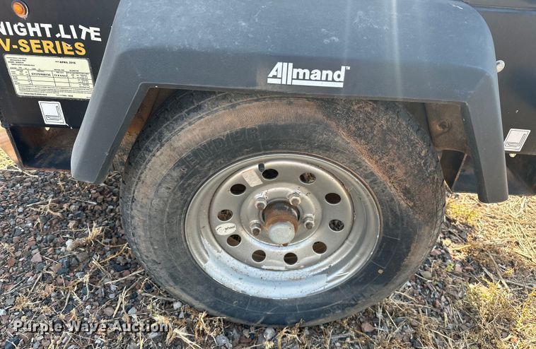 image for item DO7010 2018 Allmand  Night-Light V-Series  light plant