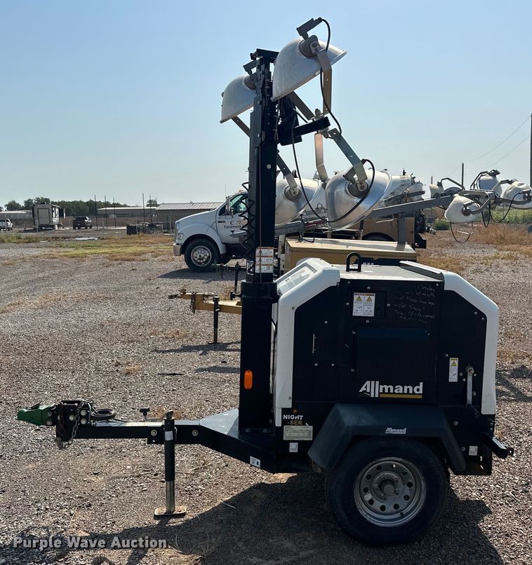 image for item DO7011 2018 Allmand  Night-Light V-Series  light plant