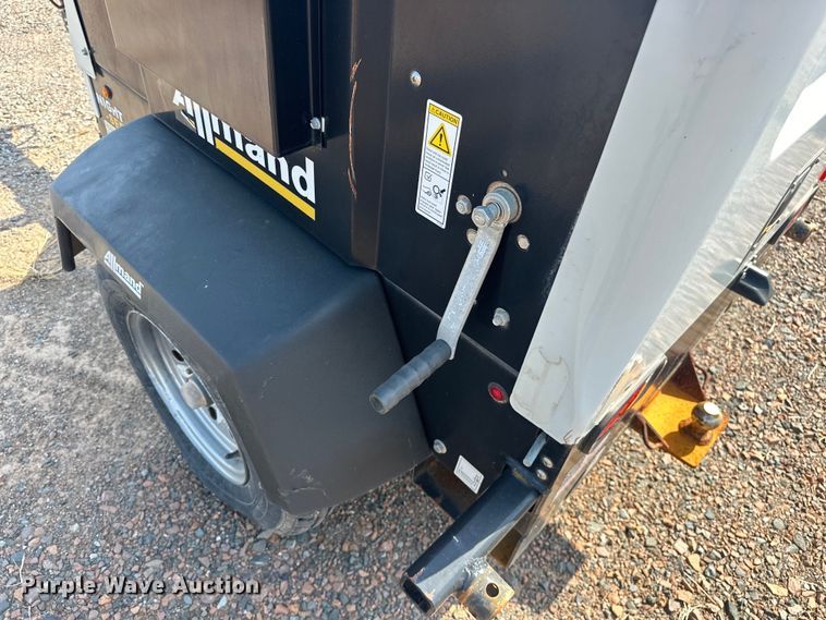 image for item DO7011 2018 Allmand  Night-Light V-Series  light plant