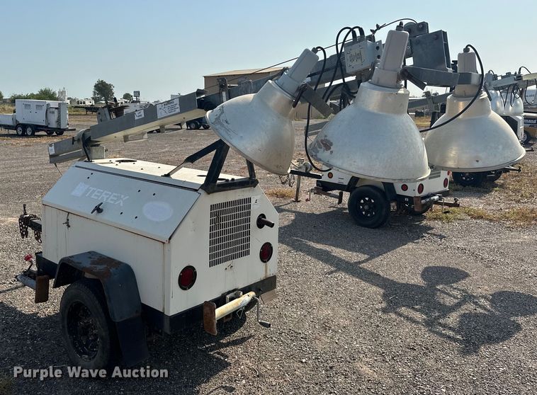image for item DO7012 2008 Terex  RL4000 light plant