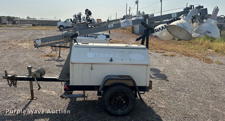 image for item DO7012 2008 Terex  RL4000 light plant