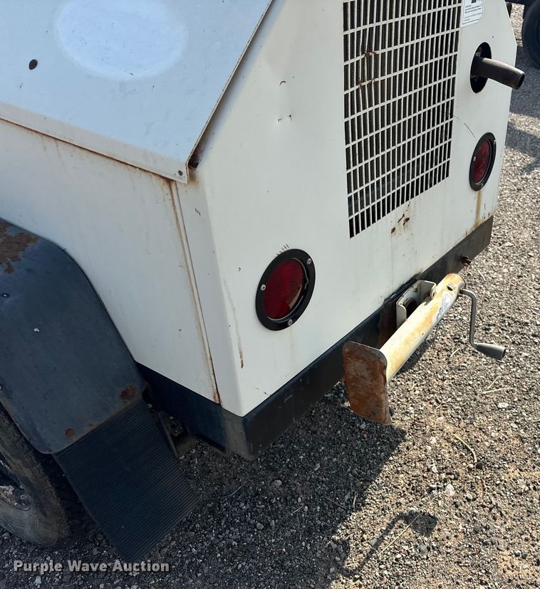 image for item DO7012 2008 Terex  RL4000 light plant